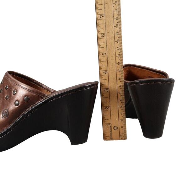 Born Shoes Women 8 Mule Clog Leather Stud Fashion Slip On Comfort Metallic Brown - Picture 7 of 15